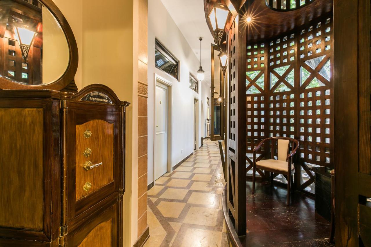 Emigrant Boutique Hotel Tbilisi Exterior photo