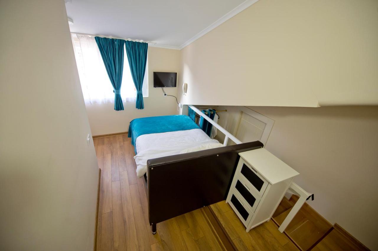 Emigrant Boutique Hotel Tbilisi Exterior photo