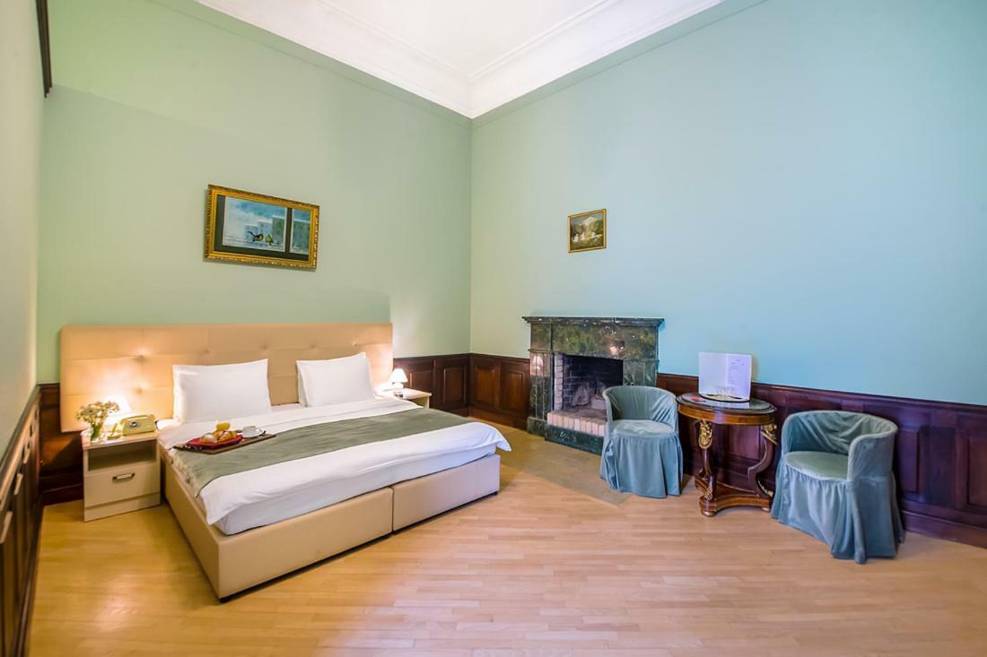 Emigrant Boutique Hotel Tbilisi Exterior photo